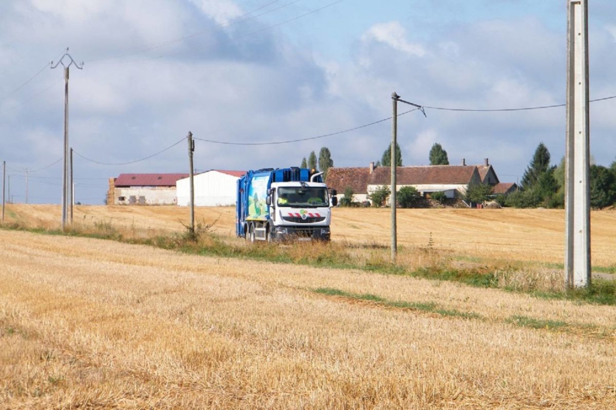 camion campagne Communauté de communes de PuisayeForterre camion campagne Communauté de communes de PuisayeForterre